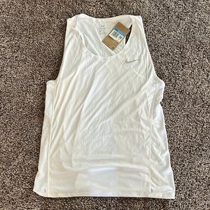 NIKE DRI-FIT TANK TOP // Size M